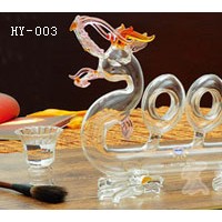天津手工工艺酒瓶企业|河间宏艺玻璃制品厂价订购内置酒瓶