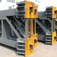 辽宁彩钢钢结构施工~乌鲁木齐新顺达钢结构工程施工格构柱